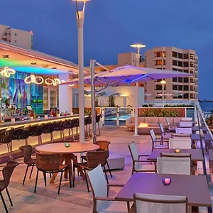 **** Hotel Art Ovation Hotel, Autograph Collection United States